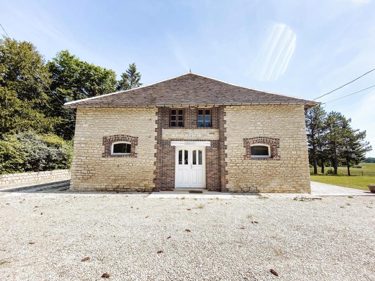 Le Val Suzenay Guest House Vendeuvre-sur-Barse Exterior photo