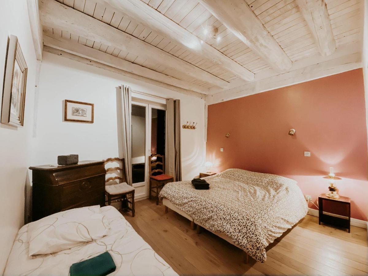 Le Val Suzenay Guest House Vendeuvre-sur-Barse Exterior photo